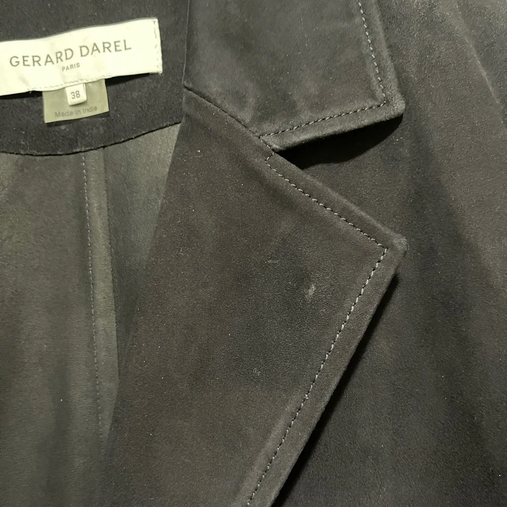 Gerard Darel Navy Gemma Suede Trench Coat with Mid-Thigh Length and Relaxed Fit - Picture 9 of 16